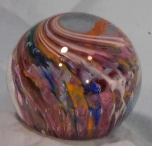 Mármol hecho a mano contemporáneo Andy Davis, 1 13/16" de diámetro, #9204AT - Imagen 1 de 9