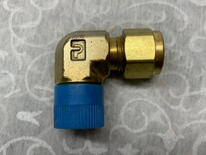 PARKER 6MSEL6N-B Raccordo a compressione in ottone tubo 3/8" O.D. a gomito NPT da 3/8" - Foto 1 di 6