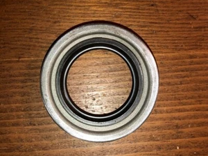 NOS 1941-1942-1946-1947 Hudson 6 8 Rear Axle Pinion Oil Grease Seal - Picture 1 of 1