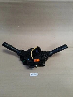 Toyota Yaris 2013-2018 indicador tallo/limpiaparabrisas/luces completo 17F144 Foto 1 de 4