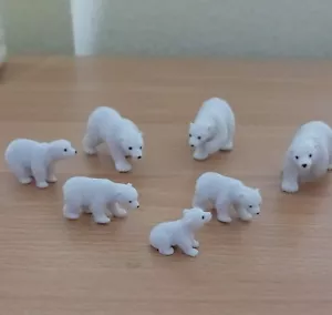 Polar Bear Group. 8 Pieces. Tallest 25mm to shoulder. Cake Decoration or Toy Zoo - Picture 1 of 4