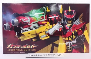 NEW Bandai King Ohger VS Kyoryuger Gabutivolver MEMORIAL EDITION Henshin Item - Picture 1 of 11