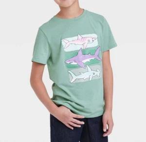 Cat & Jack T-Shirt Boys' Green Sharks Cotton Crew Neck Short Sleeve XL Husky 16 - Picture 1 of 3