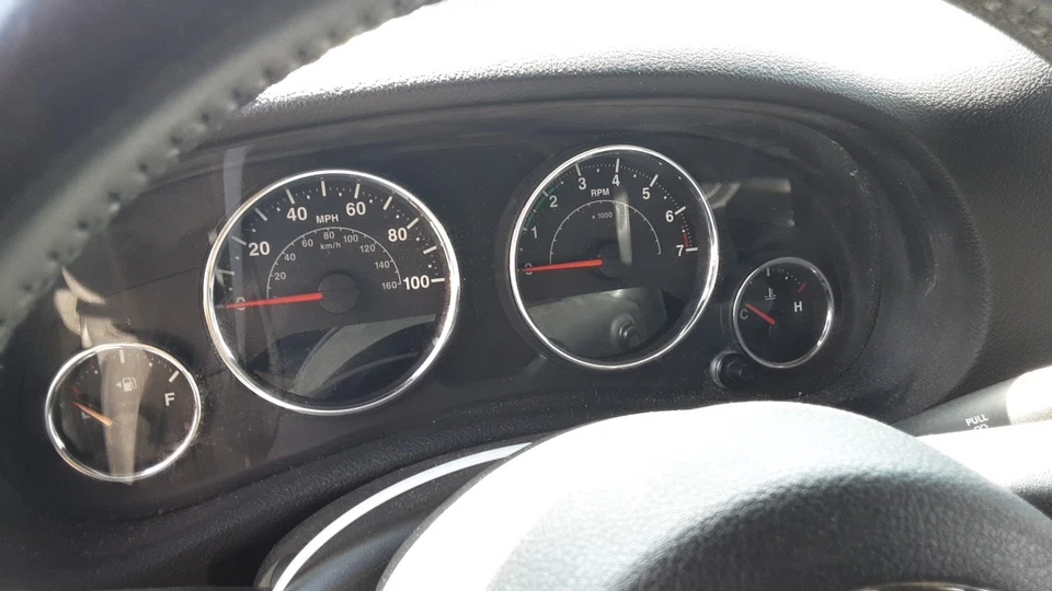 Jeep Wrangler 2016 equipo original velocímetro calibre grupo 60 k millas Foto 1 de 4