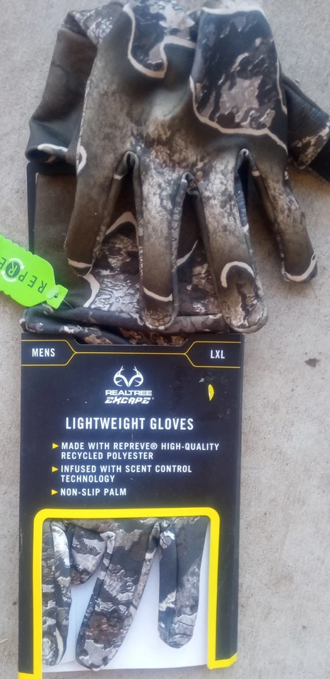 RealTree Edge Leaf Camo Lightweight Gloves LXL - Image 1 of 1