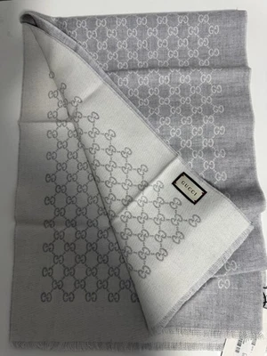 Bufanda Gucci Gris Lana Jacquard GG 391246 Foto 1 de 4