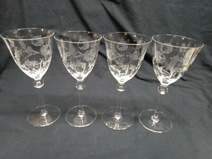 "Juego de 4 copas de vino de agua florales grabadas vintage de 8""" - Imagen 1 de 12