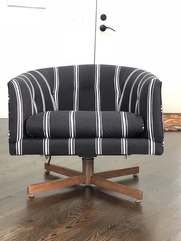 Mid Century Modern Barrel Back Swivel Lounge Chair In Style Of Milo Baughman Cover