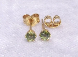 3mm Peridot Stud Earrings Genuine Solid 9ct Yellow Gold 375 Aussie Seller - Picture 1 of 3