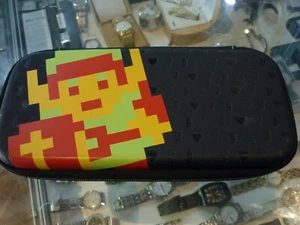 NINTENDO SWITCH THE LEGEND OF ZELDA TRAVEL CASE - Imagen 1 de 12