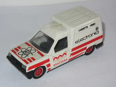 RENAULT Express - "Electronia" - SOLIDO - Immagine 1 di 4