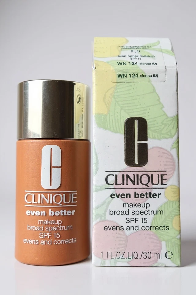 Clinique Even Better Makeup SPF 15 – WN 124 Sienna (D) – 1 fl oz / 30 ml - Image 1 of 4