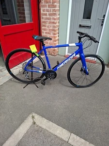 Merida Hybrid Speeder 100  Bike - Picture 1 of 4