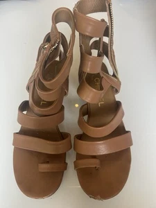 [Used] Chanel Gladiator Sandals in Brown Leather EU35 Chanel Logo On The Side - Picture 1 of 11