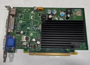 Tarjeta de gráficos de video Dell NVidia Geforce 7300 LE 128 mb PCIE VGA/DVI/S - Imagen 1 de 3
