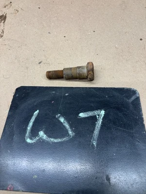 77 1978 1979 Ford F150 F250 F350 BRONCO NP205 C6 SHIFTER TO ADAPTER MOUNT BOLT - Image 1 of 4