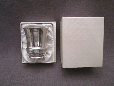 Timbale ancienne en métal argenté,en ecrin - Photo 1/2