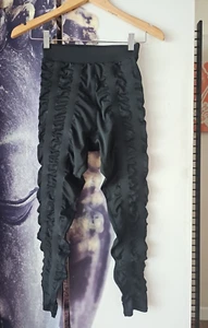 SKINNIFY Women's Black Resistance Band Crop 7/8 Leggings Size Small - Picture 1 of 9