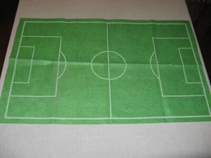 2002 Kaskey Kinder Filz Fußballplatz nur Spielfeld keine Spieler enthalten - Bild 1 von 3