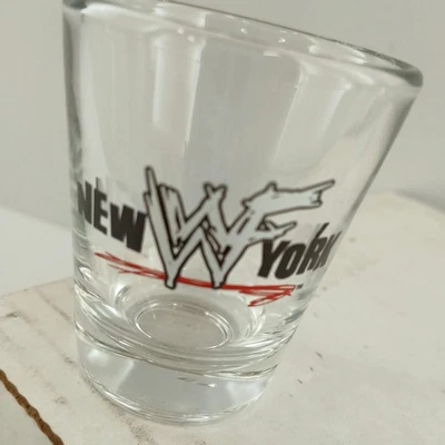 Vajilla de colección de colección WWF New York Shot Glass WWE Attitude Era Foto 1 de 4