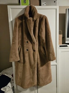 Oberkuschlweicher Teddypelzmantel in XL - Bild 1 von 9