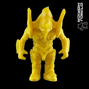 Bandai "Shin Japan Heroes Universe" EVA Unit-01 (Yellow) - Keshigomu 1.5in - Picture 1 of 3