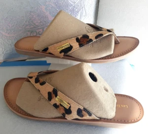 Les Tropeziennes ~ Zehenstegsandalen PAR M. Belarbi ~ Damen 40 / 8,5-9? Flache Haare ~NEU - Bild 1 von 18