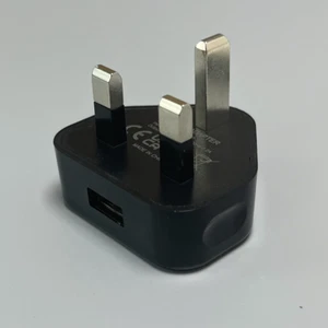 5V1A Reino Unido Enchufe 3 Pines Adaptador Mains Cargador de Alimentación de Pared Puertos USB para Teléfonos Tabletas - Imagen 1 de 4