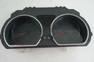 Nissan Versa 2014 velocímetro calibre grupo fabricante de equipos originales  Foto 1 de 4