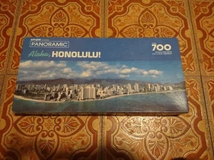 Vintage Springbok Panoramic Aloha Honolulu Jigsaw Puzzle Hallmark 700 Pc Hawaii - Picture 1 of 3