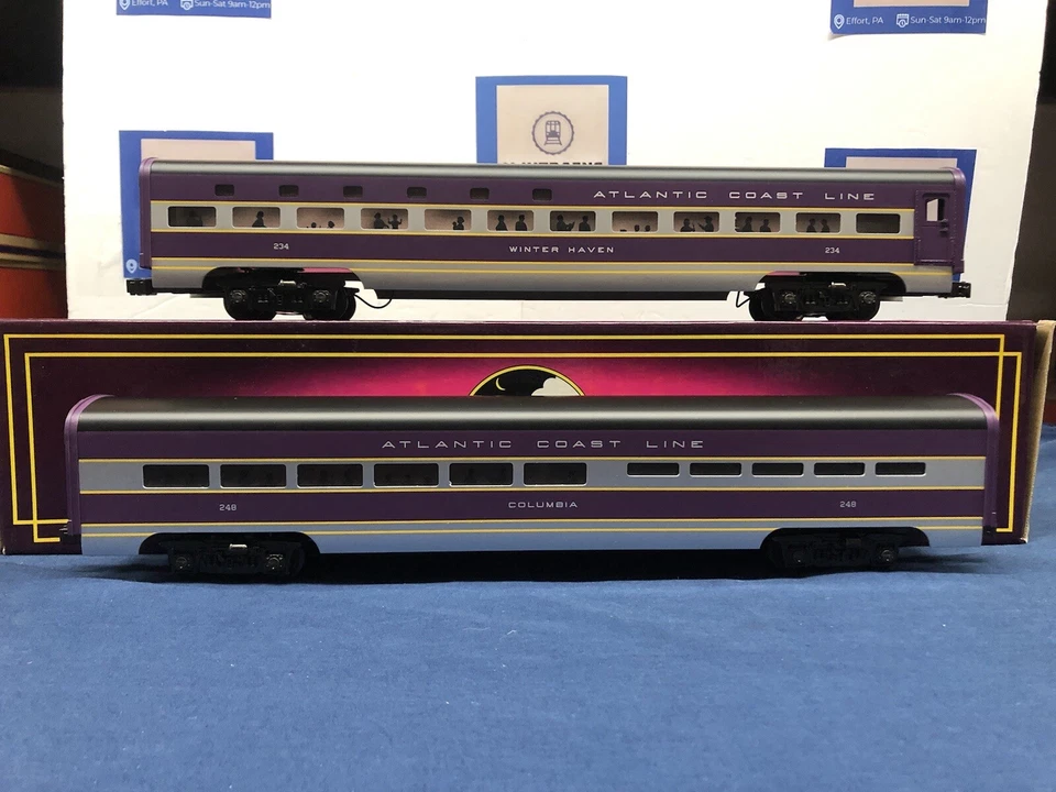 Mth Atlantic Coast Line Painted 70� Aluminum Sleeper/Diner Passenger Set MT-6600 - Image 1 of 4