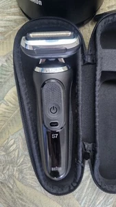 Braun S7 Rechargeable Electric Shaver W/ CHARGING BASE/DOCK, POWER SUPPLY CORD - Picture 1 of 5