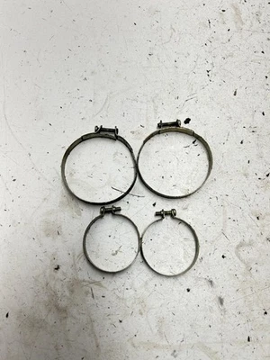 06 2006 Triumph Tiger 955i OEM LOT Front Fork Clamp Clamps Holder — 第 1/4 张图片