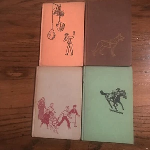 4 Vintage 1958 wöchentlicher Leser Kinderbuch Club Hardcover Romane - Bild 1 von 7