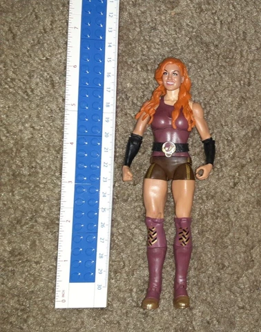 Action Figure 2011 WWE Elite Mattel Walgreens Exclusive Becky Lynch Cover