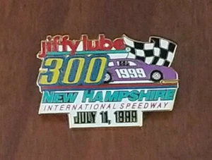 NASCAR 1999 Jiffy Lube 300 New Hampshire International Speedway Racing Pin - Bild 1 von 2