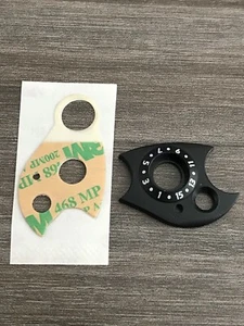 Motorola 1380525Z01 Top Escutchen z klejem do HT750, 1250 16 Ch NOWY OEM - Zdjęcie 1 z 1