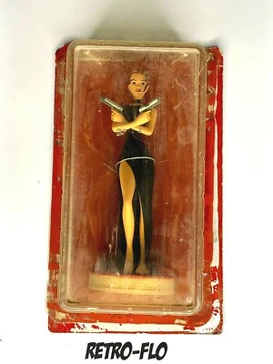 Figura Lara Croft Tomb Raider La Daga De Xian Mansión De Surrey - Atlas - NUEVO - Imagen 1 de 2