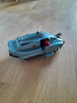 DINKY TOYS 104 SPECTRUM PURSUIT VEHICLE SPV Model VINTAGE - Photo 1/3