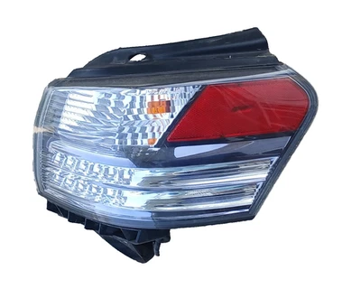 Luz trasera derecha para pasajero híbrido Lexus Hs250h 2010-12 lámpara de freno exterior OEM Foto 1 de 3