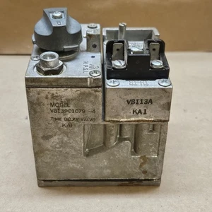 Honeywell V8139C1079-4 HLK-Ofen Erdgasventil - Bild 1 von 6