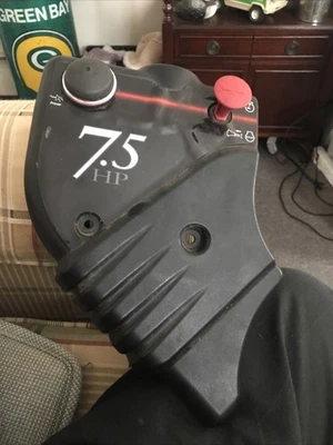 Cubierta de motor para soplador de nieve Craftsman 7,5 Briggs And Stratton Foto 1 de 4