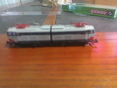 N Scale ARNOLD Electric Locomotive with DCC and Sound HN25125 - Image 1 of 4