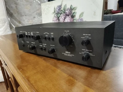 Amplificatore AKAI AM-2400 - Immagine 1 di 4