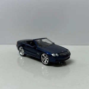 2002-2008 Mercedes SL55 Collectible 1/64 Scale Diecast Diorama Model - Picture 1 of 4