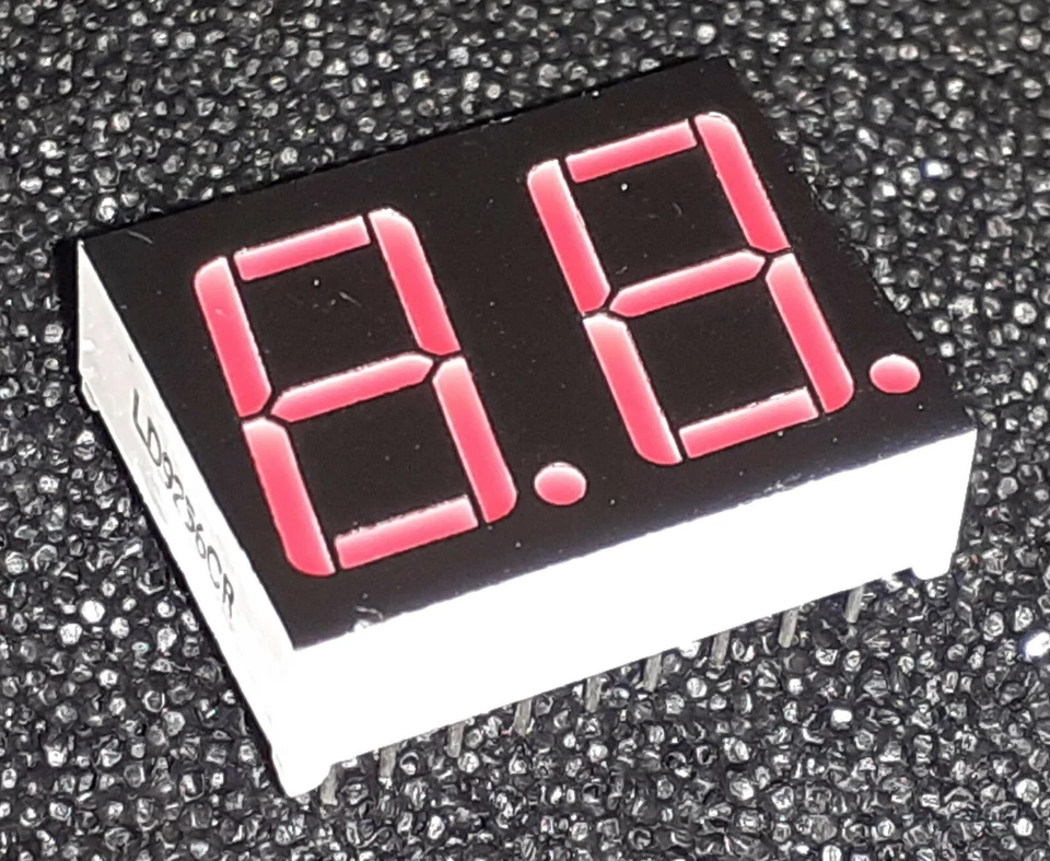 4 pcs    LD9256CR DUAL DISPLAY RED 13mm common cathode - Bild 1 von 1