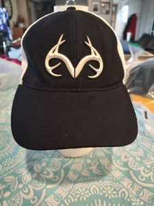 Realtree Black And White Mesh Cap Size Small/Medium - Picture 1 of 4