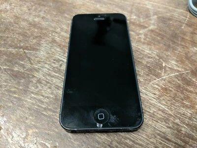 AS IS BROKEN PLEASE READ Apple iPhone 5 16GB Black A1428 UNKNOWN CARRIER - Image 1 of 4