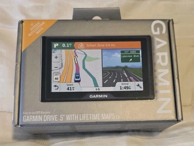 Garmin GPS-Auto Drive 5 USA LM EX (010-01532-0E) Missing Car Mount & Bklt Bundle - Image 1 of 4