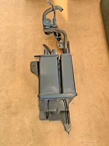 2007-2015 LİNCOLN MKX Fuel Vapor Evap Canister w/ Purge Valve 8T439D653 OEM - Picture 1 of 12